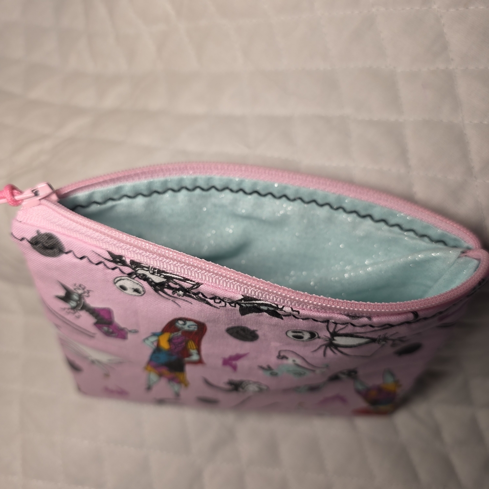 Pink Patterned Clutch Halloween Design - Picture 3 of 5